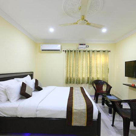 Saibala Transit Hotel เชนไน ภายนอก รูปภาพ